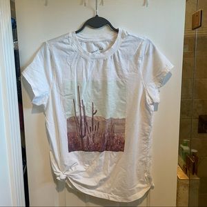 Universal thread, large, cactus t-shirt